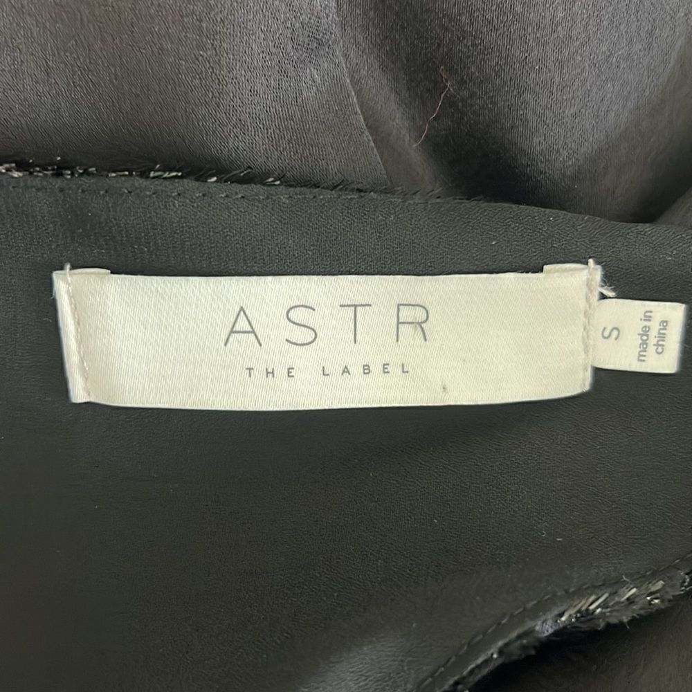 ASTR The Label Callie V-Neck Mini Party Cocktail Dress Small - Picture 12 of 14